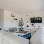 빌라 Karin-new,55m2 Pool,playground,amazing View, *