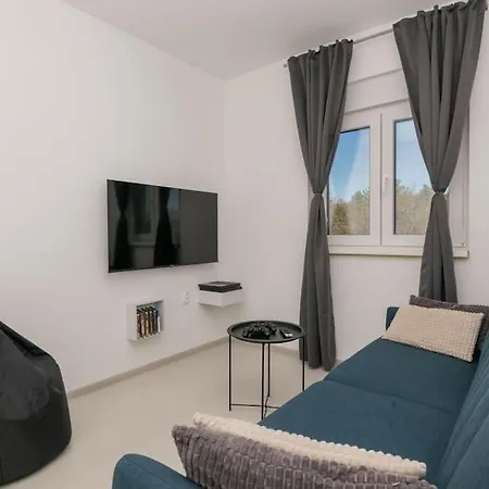 Karin-new,55m2 Pool,playground,amazing View, Vila