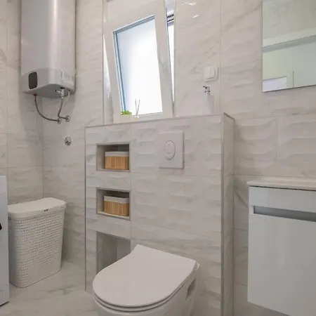 Karin-new,55m2 Pool,playground,amazing View, * Grubine